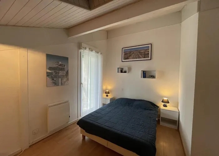 شقة T3 Duplex Avec Piscine, Terrasse Et Tennis A - Fr-1-379-78