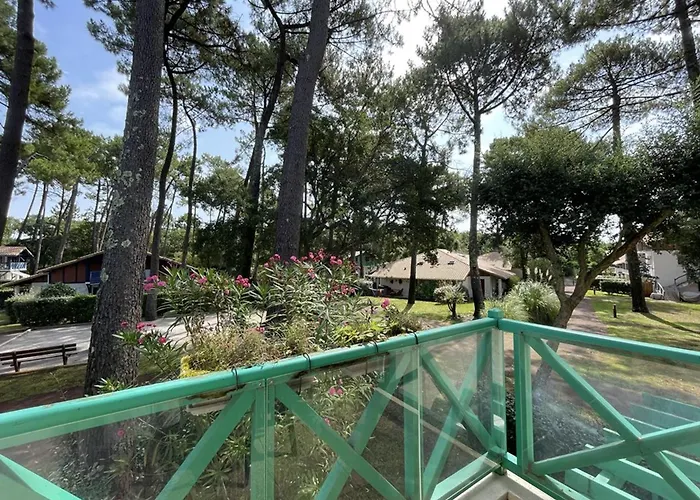 شقة T3 Duplex Avec Piscine, Terrasse Et Tennis A - Fr-1-379-78 *